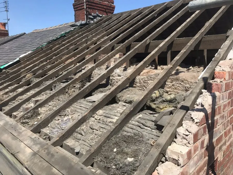 Flat to pitched roof conversion
