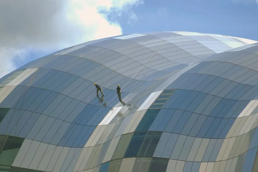 Roof repair and cleaning work